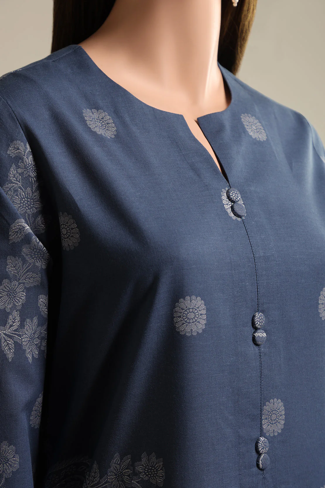 Unstitched Jacquard Cotton Shirt - Image 3