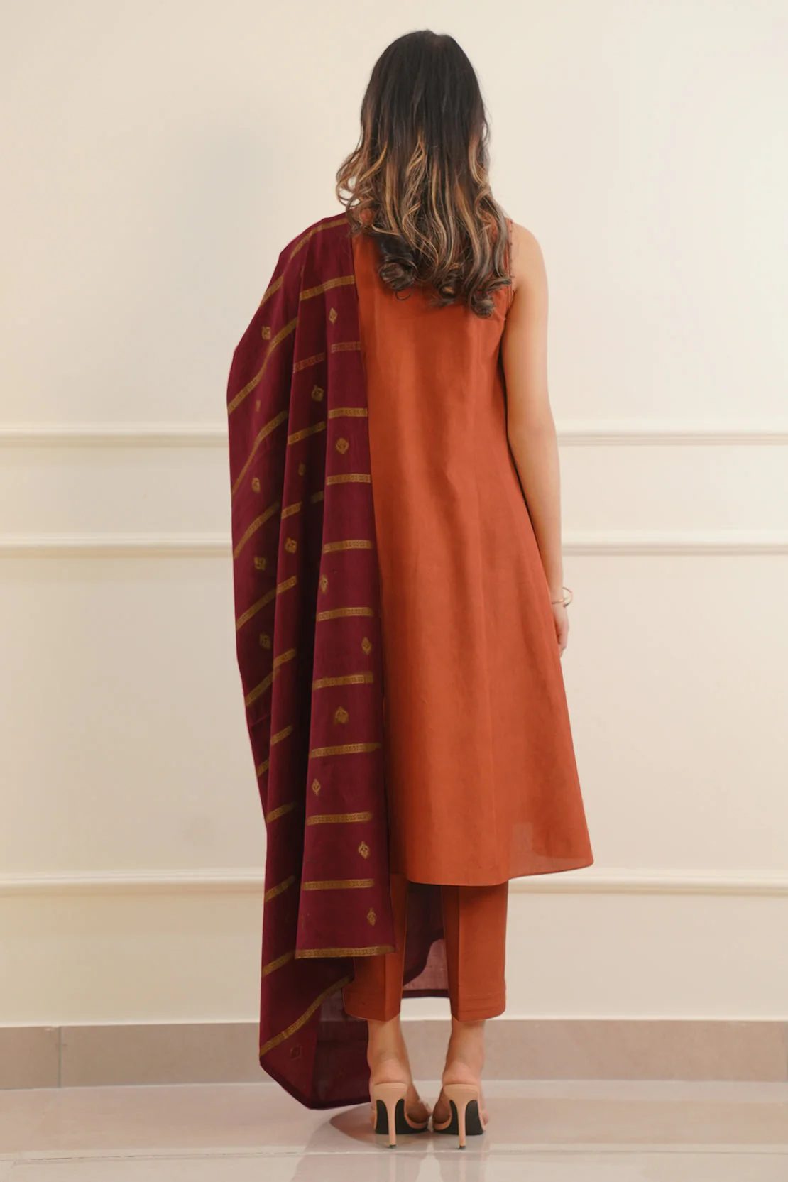 Unstitched Jacquard Cotton Shirt - Image 4