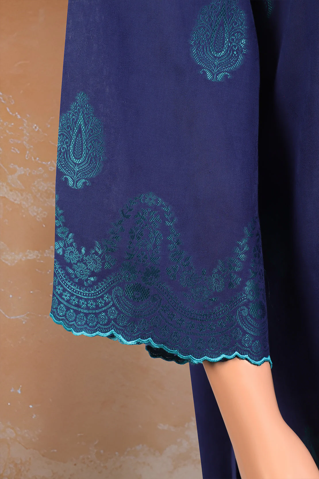 Unstitched Jacquard Cotton Shirt - Image 3