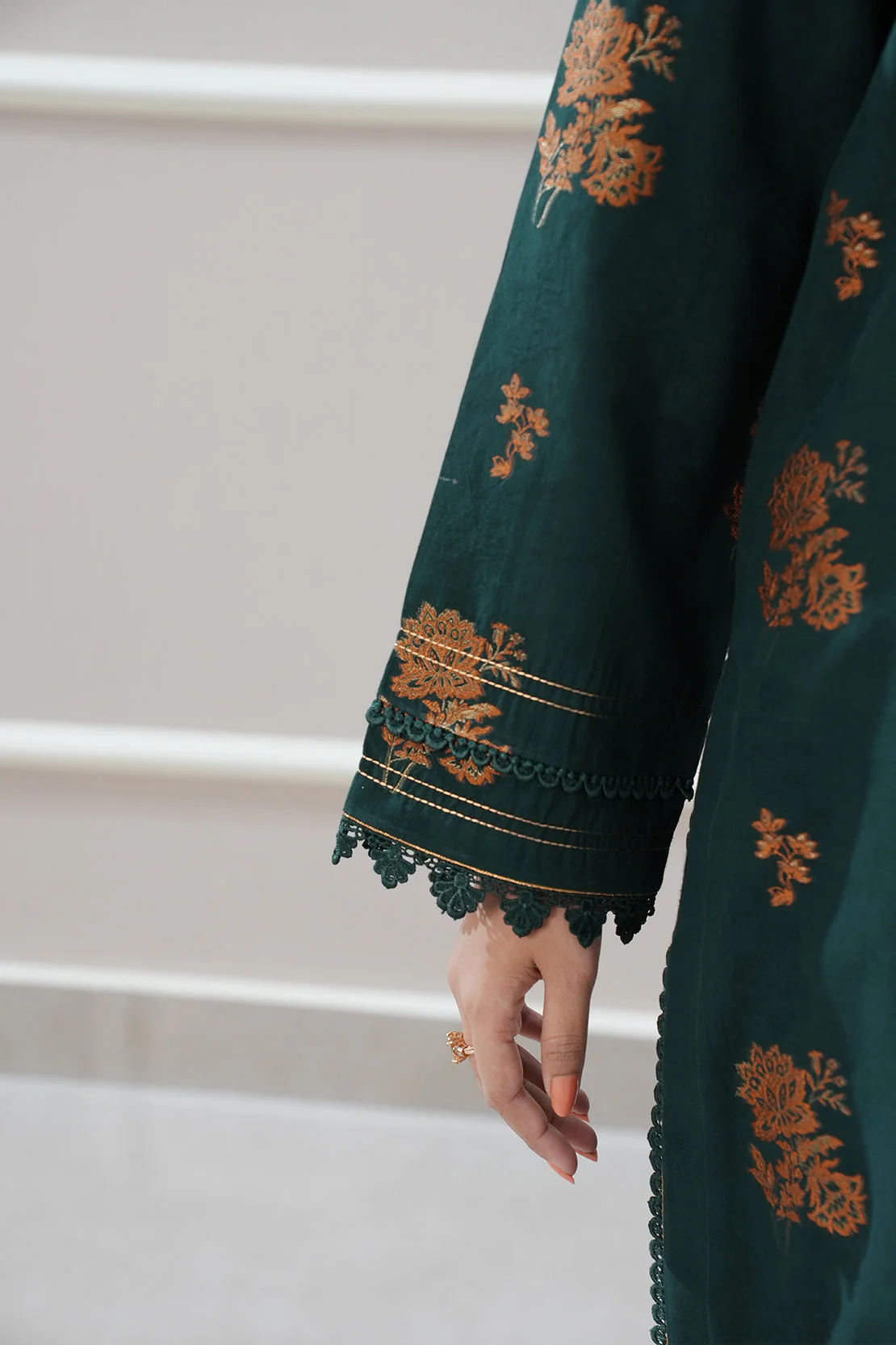 Unstitched Jacquard Cotton Shirt - Image 7