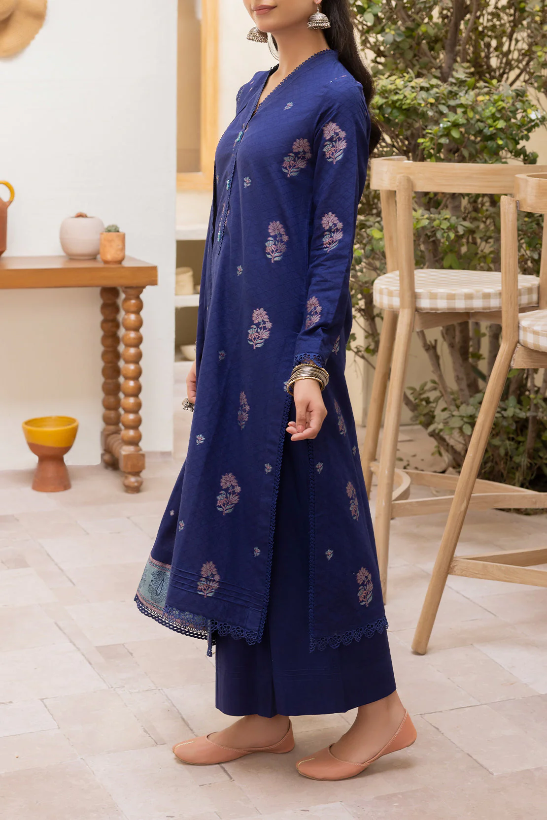Unstitched Jacquard Cotton Shirt - Image 3
