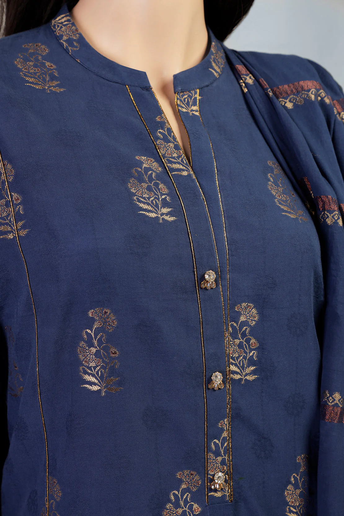 Unstitched Jacquard Cotton Shirt - Image 3