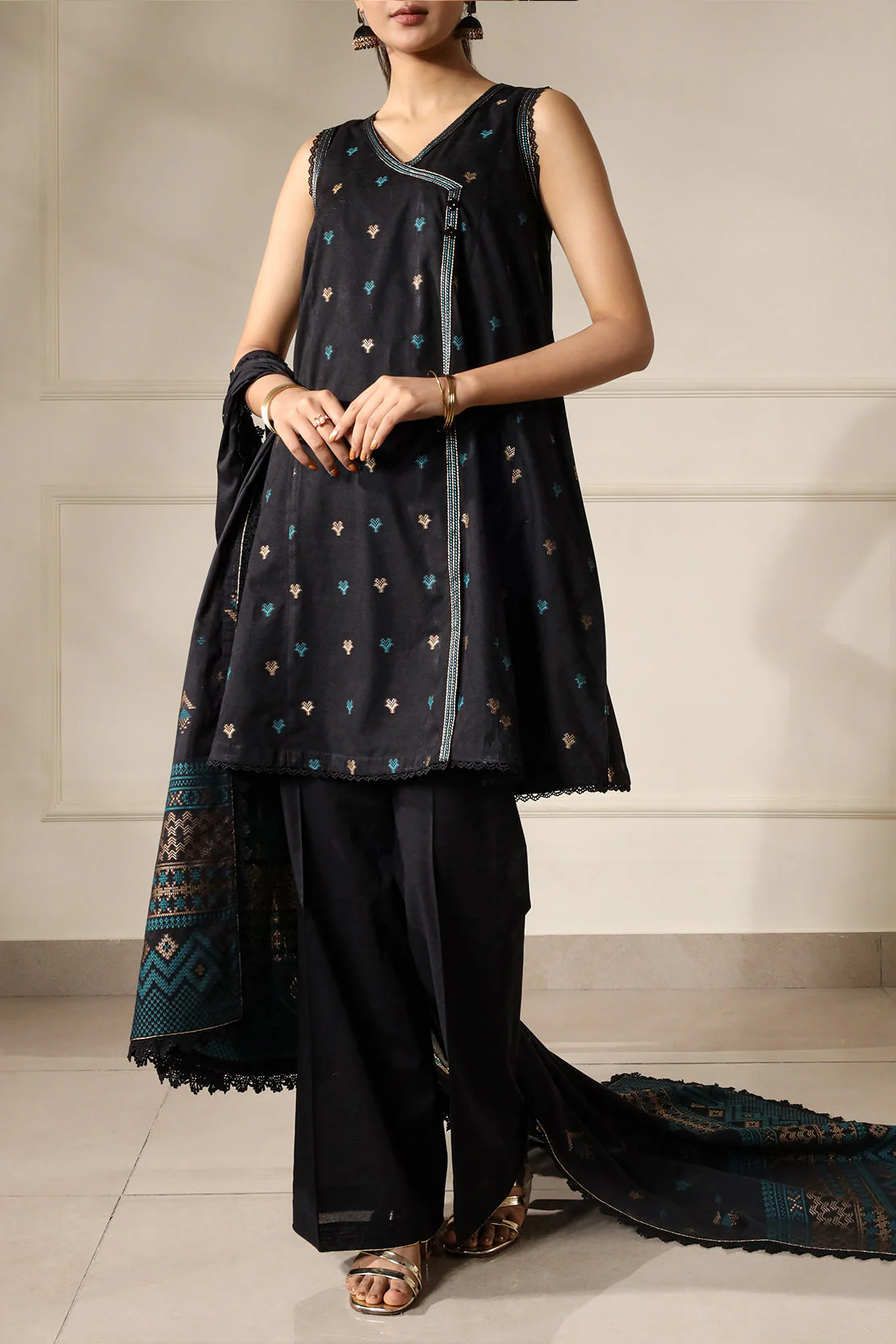 Unstitched Jacquard Cotton Shirt - Image 3