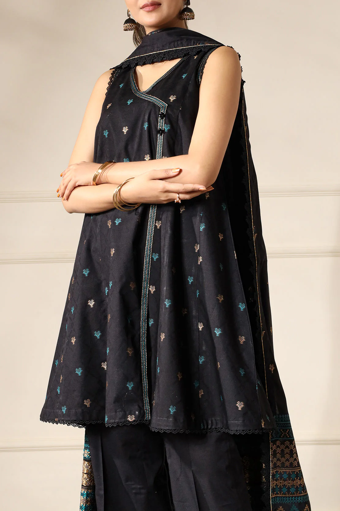 Unstitched Jacquard Cotton Shirt - Image 5