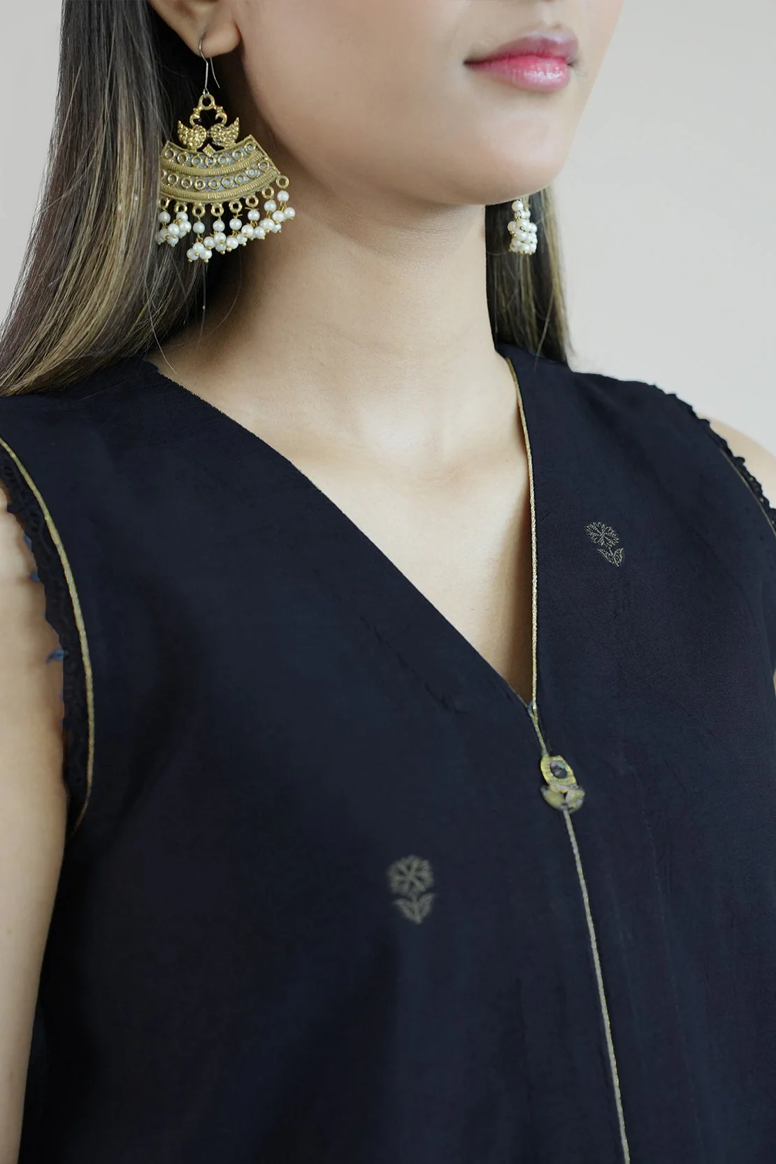 Unstitched Jacquard Cotton Shirt - Image 7