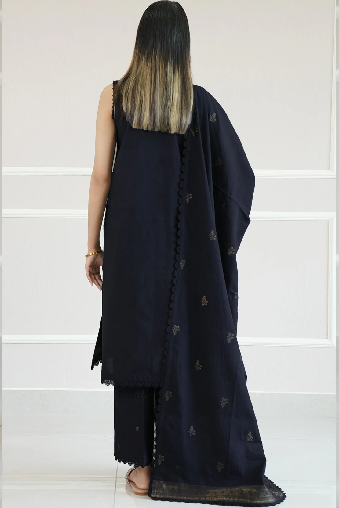 Unstitched Jacquard Cotton Shirt - Image 8