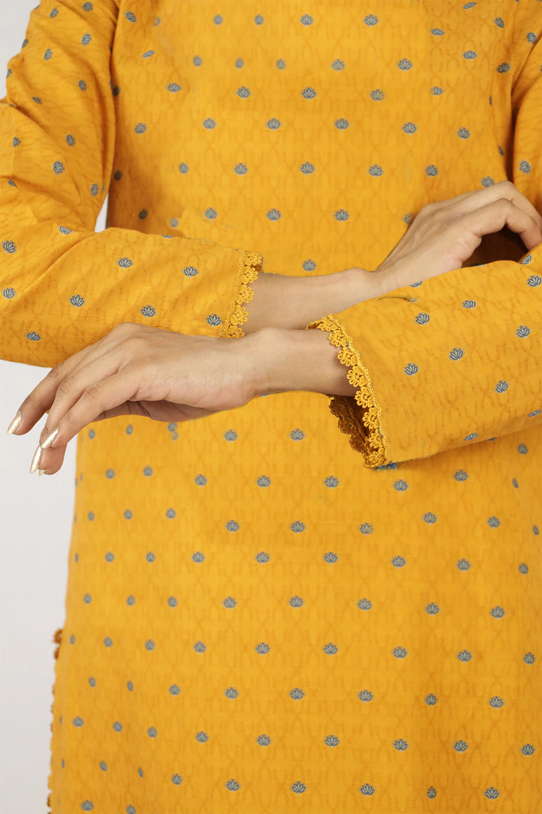 Unstitched Jacquard Cotton Shirt - Image 4