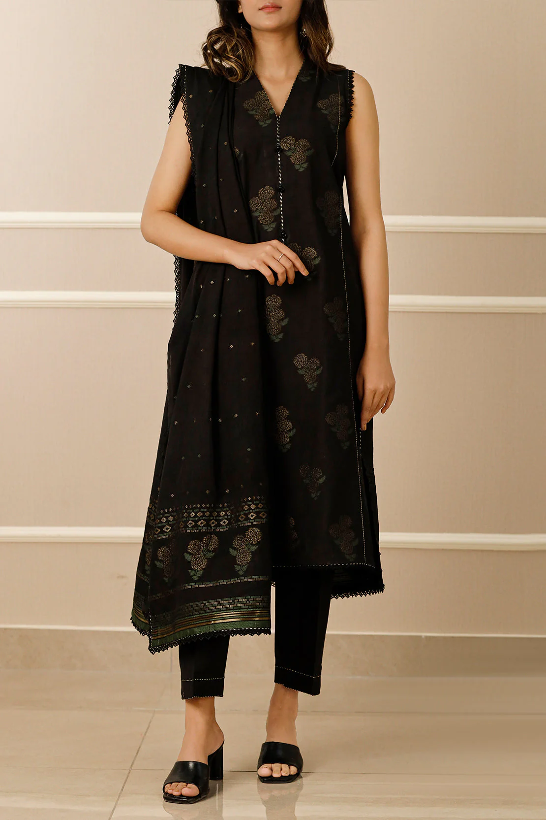 Unstitched Jacquard Cotton Shirt - Image 2