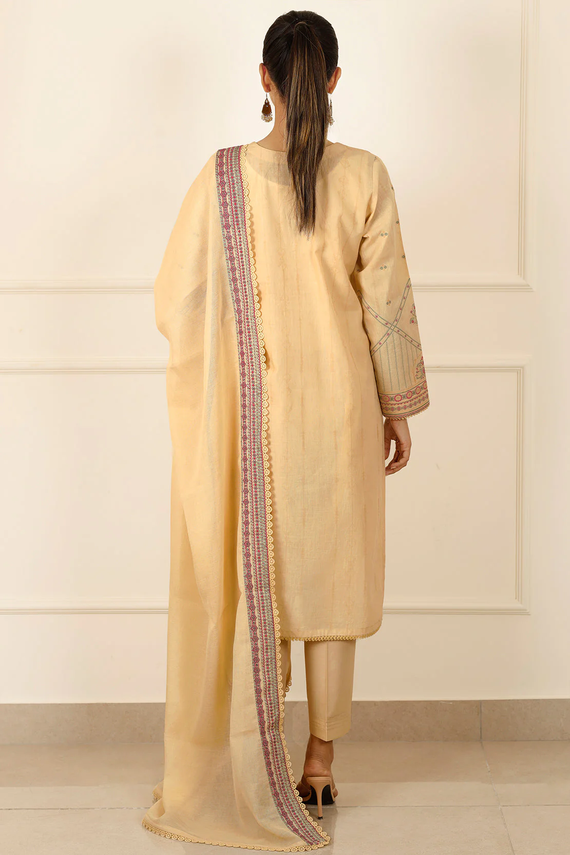 Unstitched Jacquard Cotton Shirt - Image 4