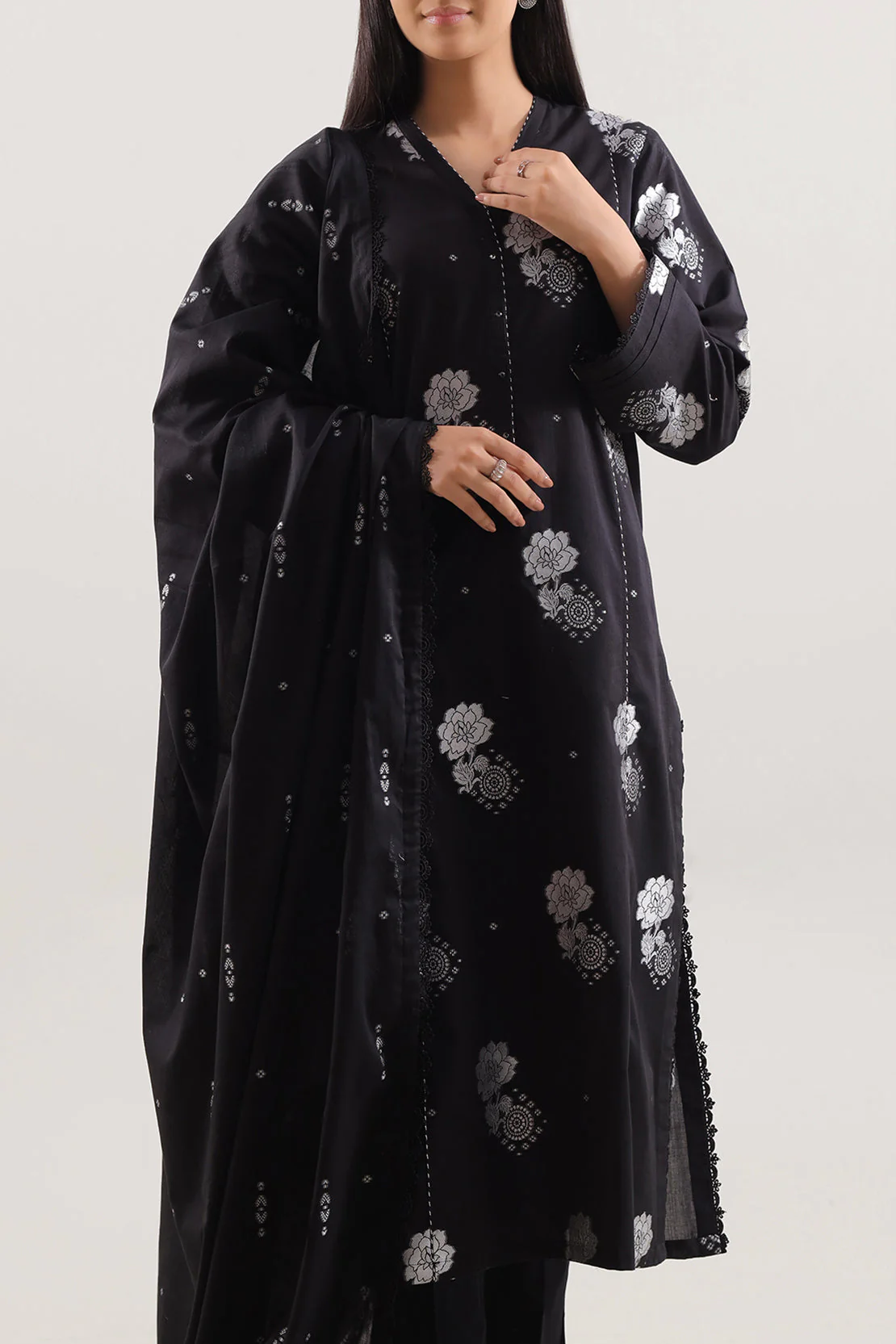 Unstitched Jacquard Cotton Shirt - Image 2