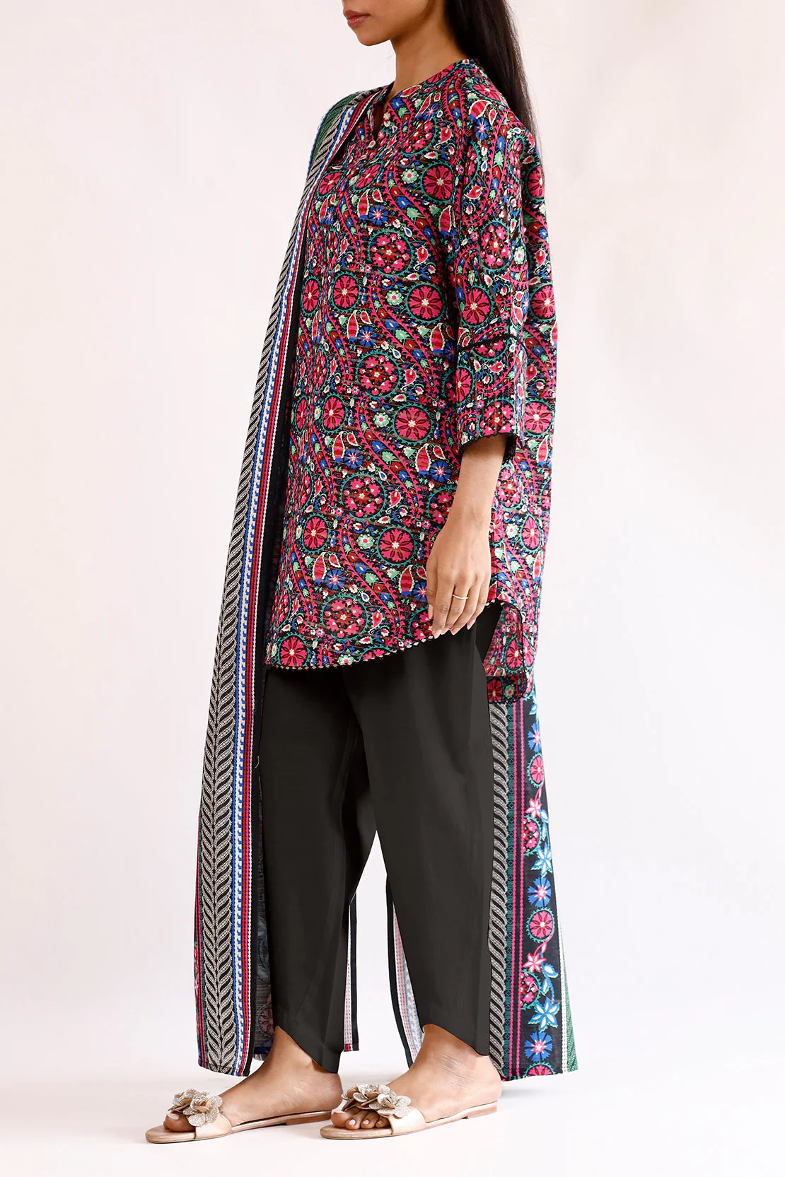 Unstitched Jacquard Khaddar 3 Piece - Image 2