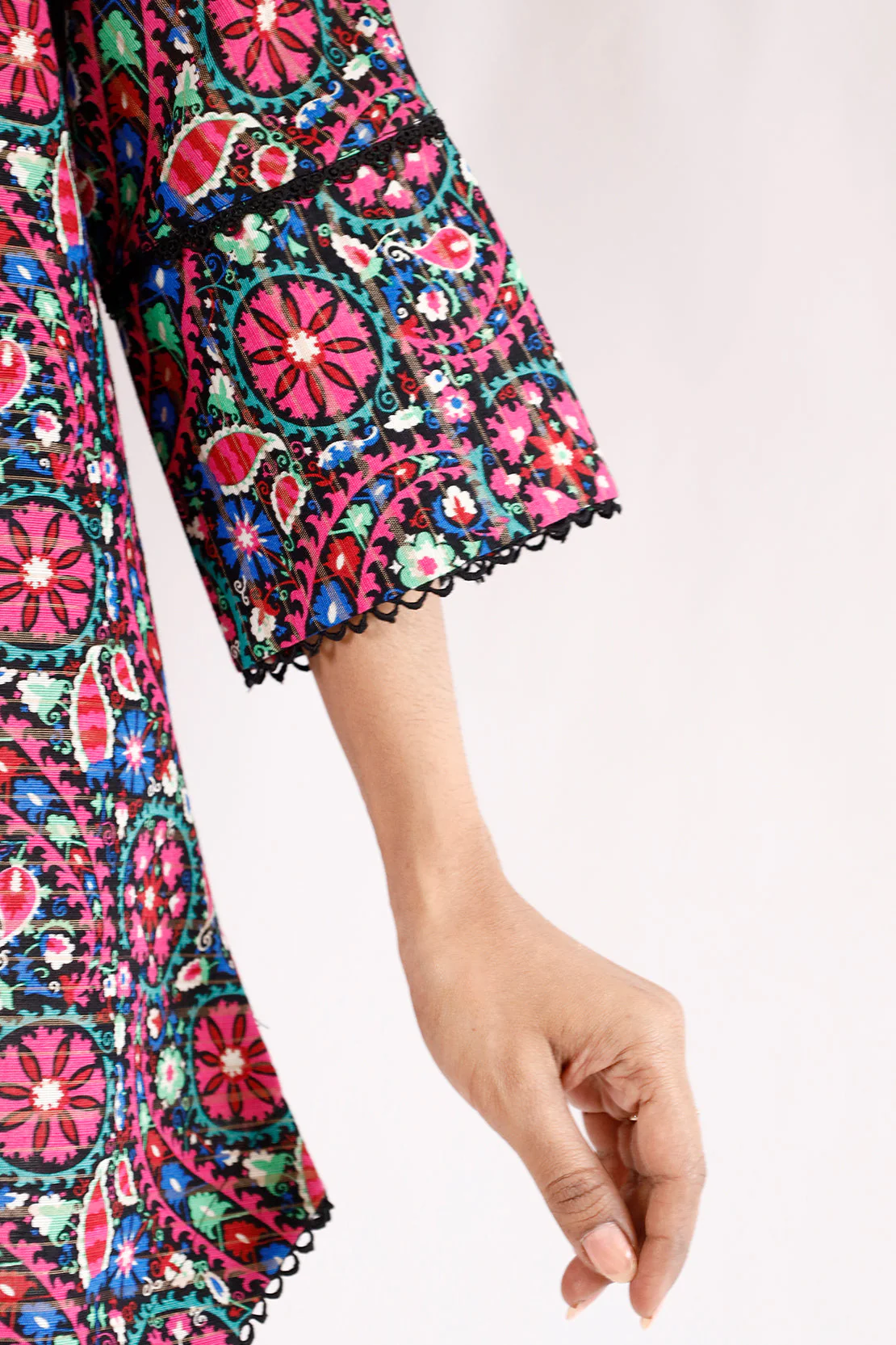 Unstitched Jacquard Khaddar 3 Piece - Image 4