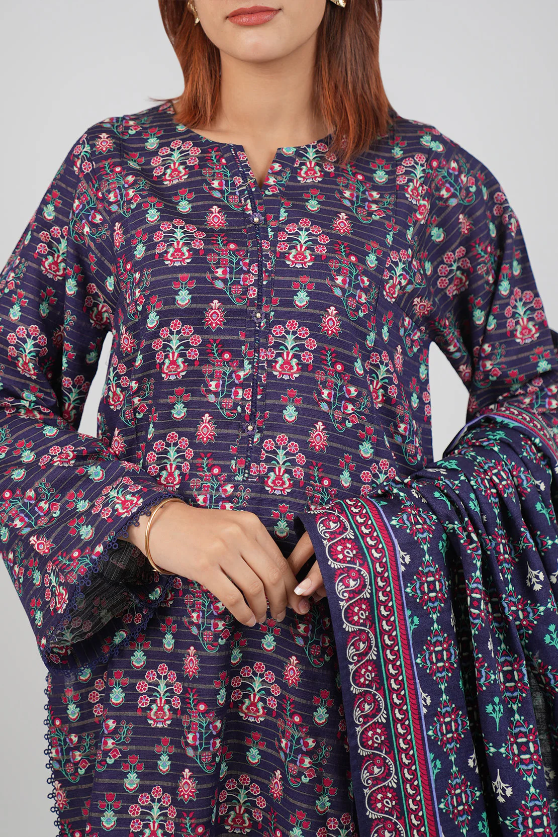 Unstitched Jacquard Khaddar 3 Piece - Image 3