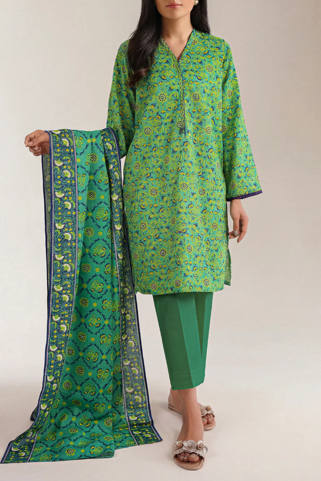 Unstitched Jacquard Khaddar 3 Piece - Image 3