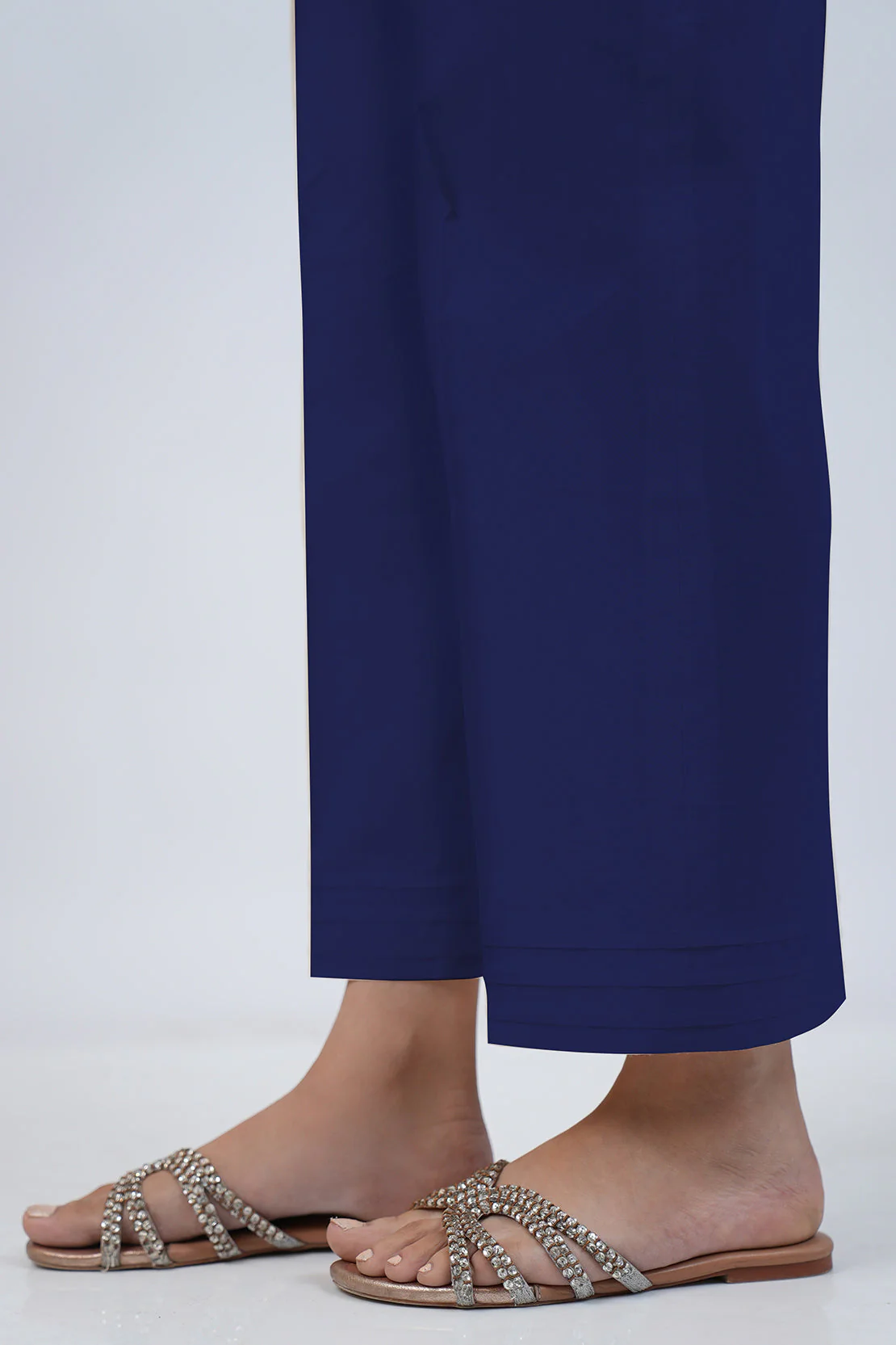 Unstitched Jacquard Khaddar 3 Piece - Image 7