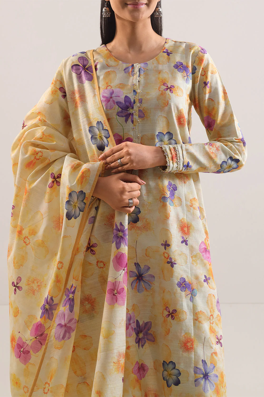 Unstitched Jacquard Khaddar 3 Piece - Image 3