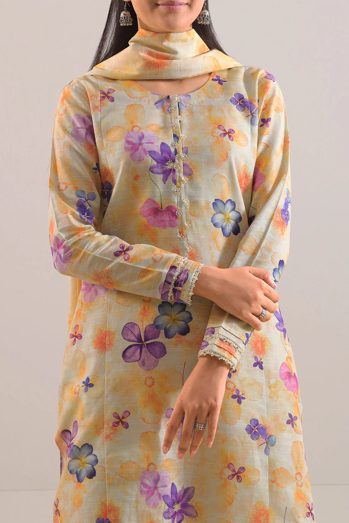 Unstitched Jacquard Khaddar 3 Piece - Image 6