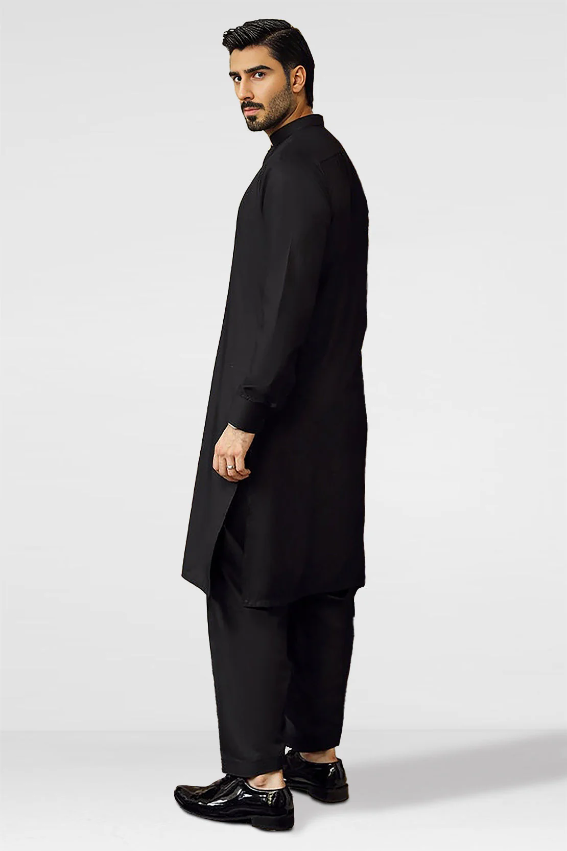 Unstitched Premium Blended Wear Suit - Image 2