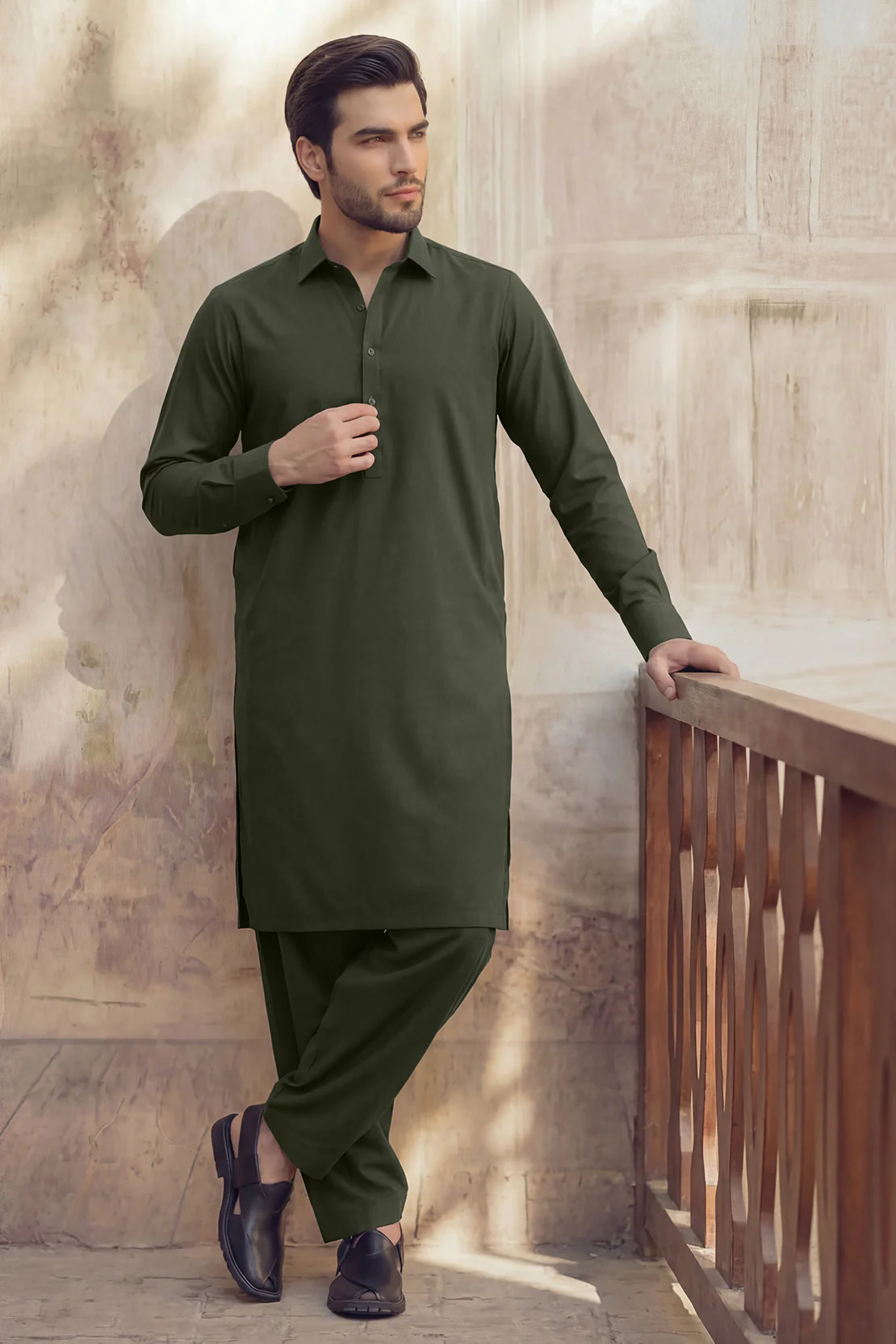 Unstitched Premium Blended Wear Suit