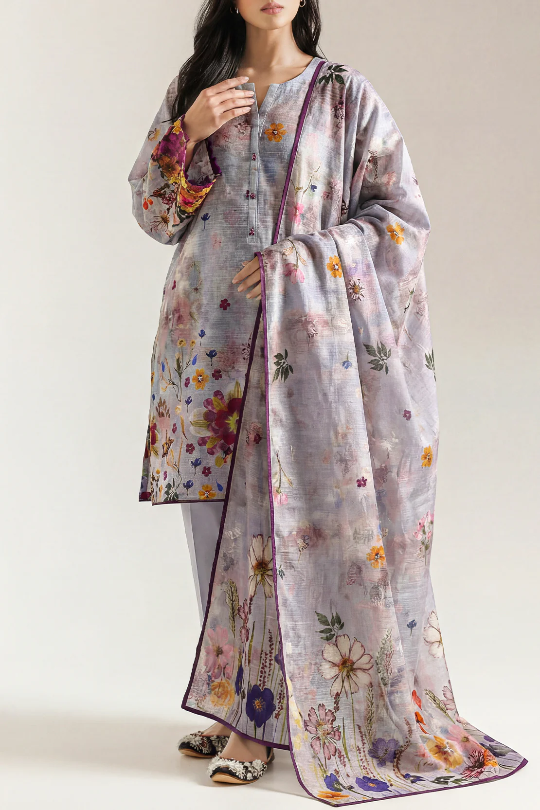 Unstitched Printed 3 Piece – in Lawn & Khaddar