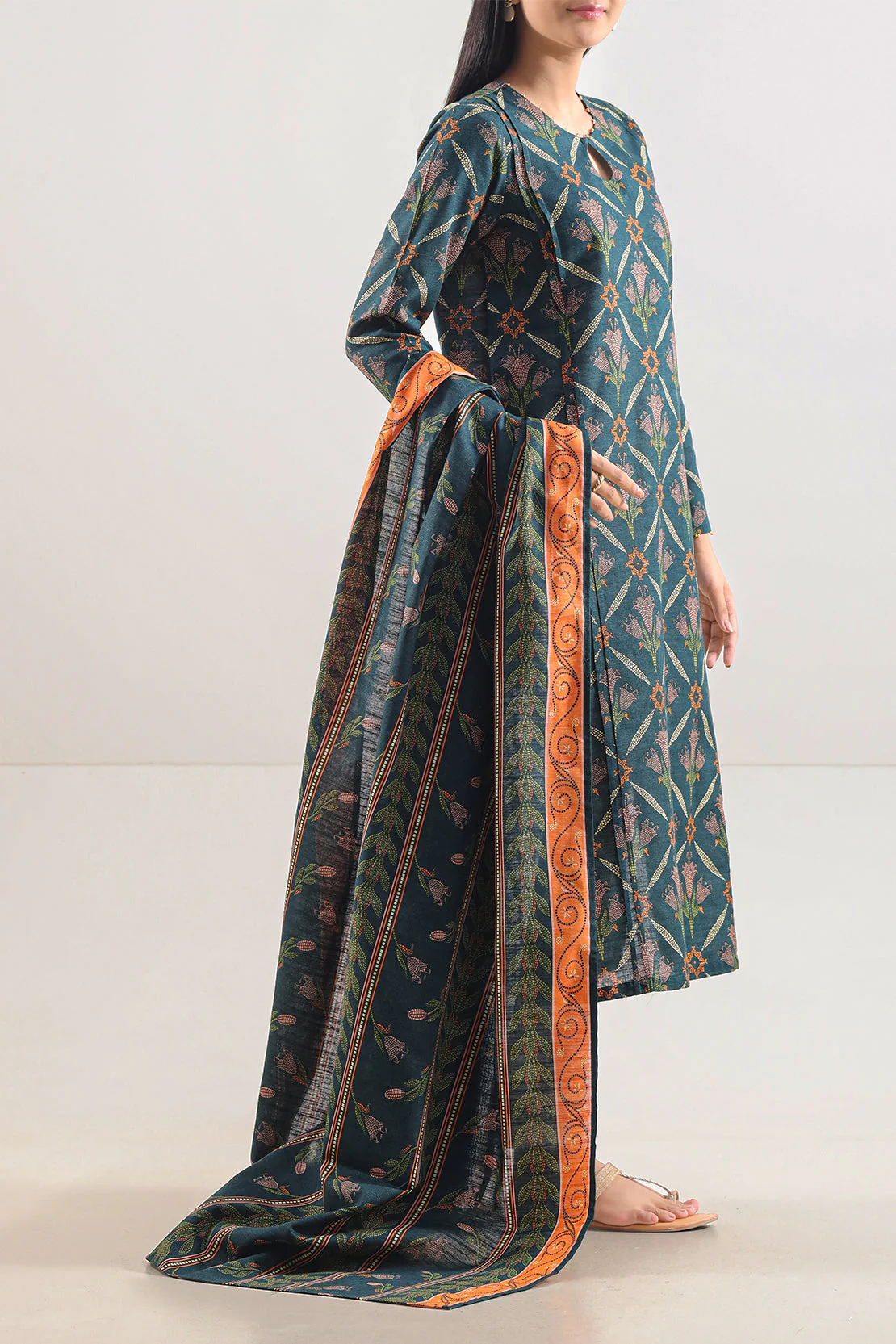 Unstitched Printed 3 Piece – in Lawn & Khaddar - Image 3