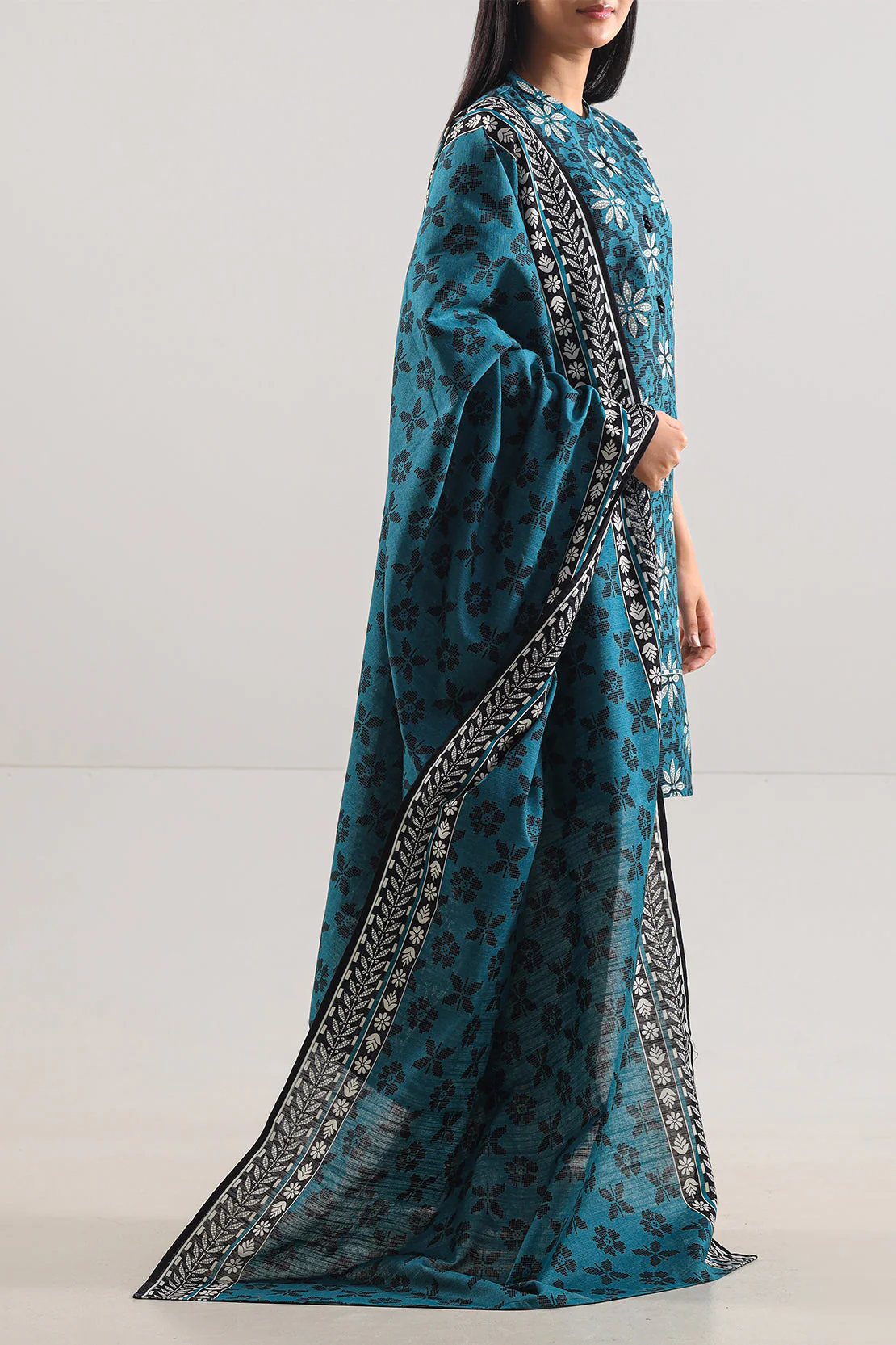 Unstitched Printed 3 Piece – in Lawn & Khaddar - Image 3
