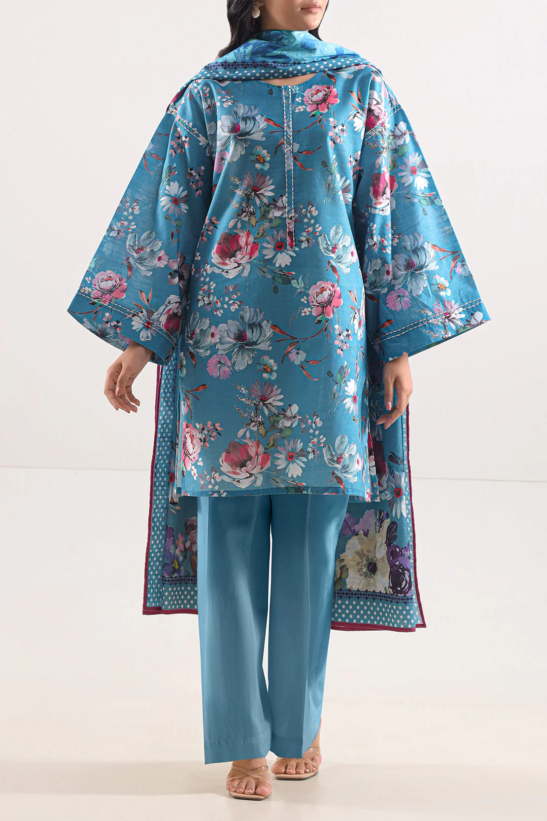 Unstitched Printed 3 Piece – in Lawn & Khaddar