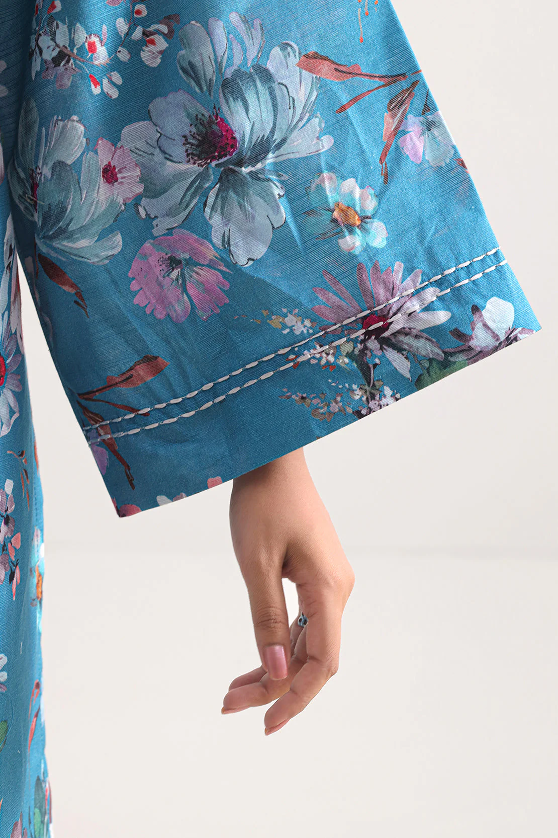 Unstitched Printed 3 Piece – in Lawn & Khaddar - Image 6