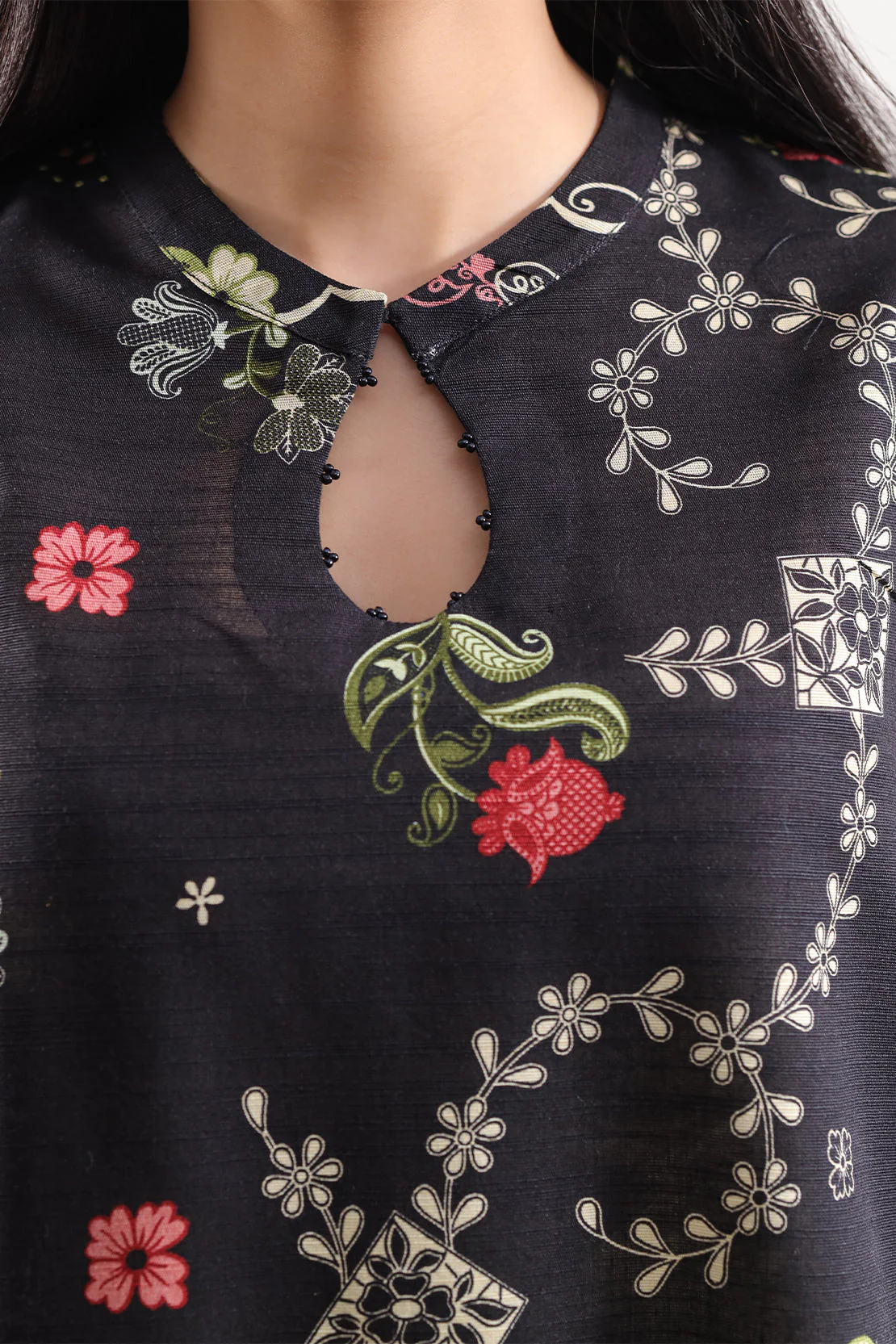 Unstitched Printed 3 Piece – in Lawn & Khaddar - Image 4