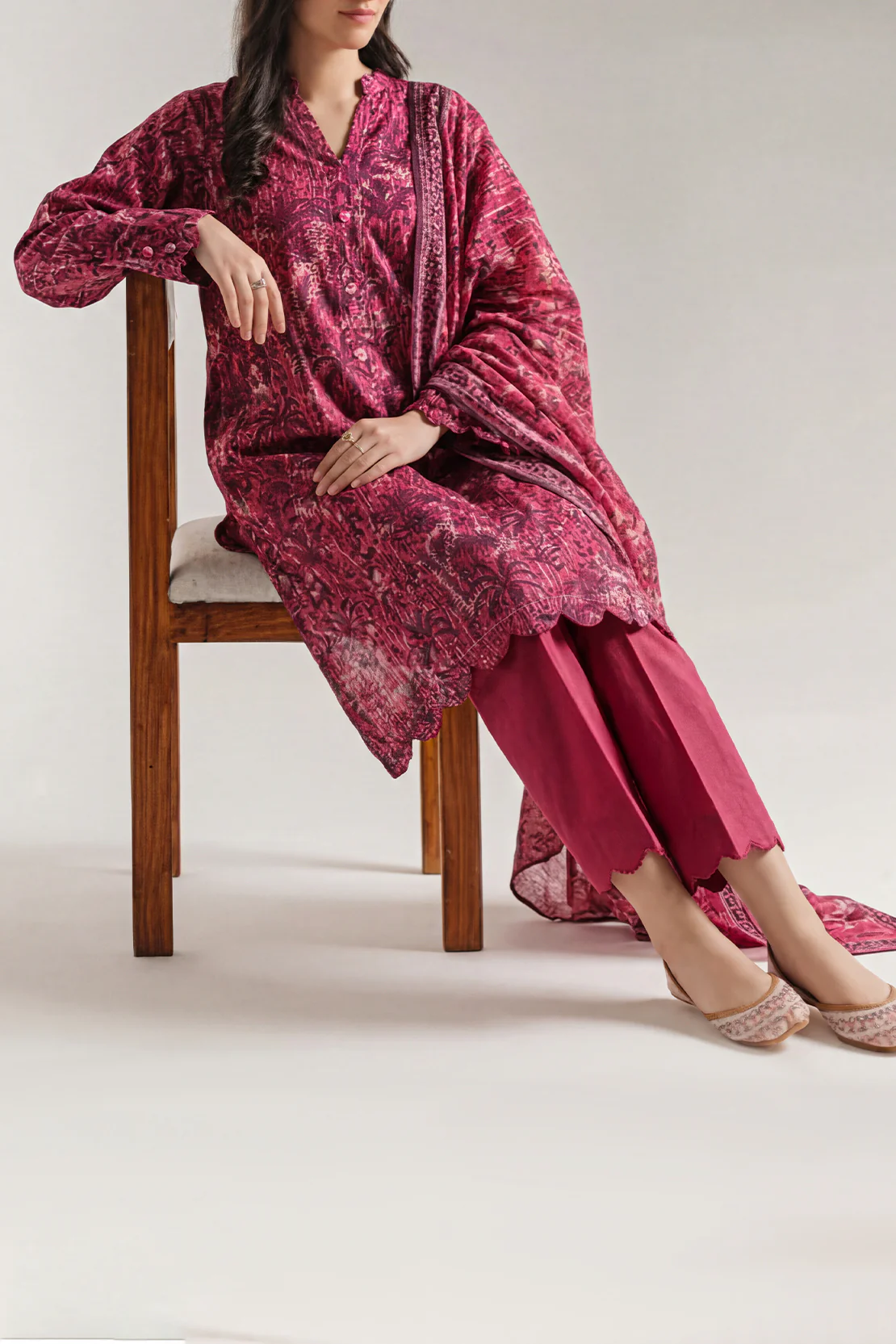 Unstitched Printed 3 Piece – in Lawn & Khaddar