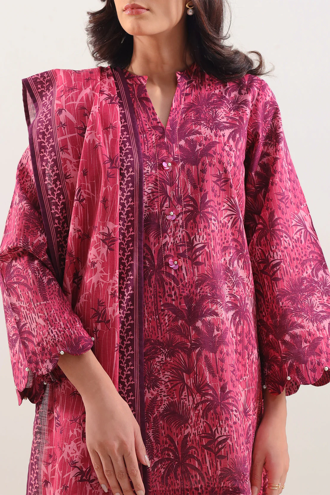 Unstitched Printed 3 Piece – in Lawn & Khaddar - Image 4