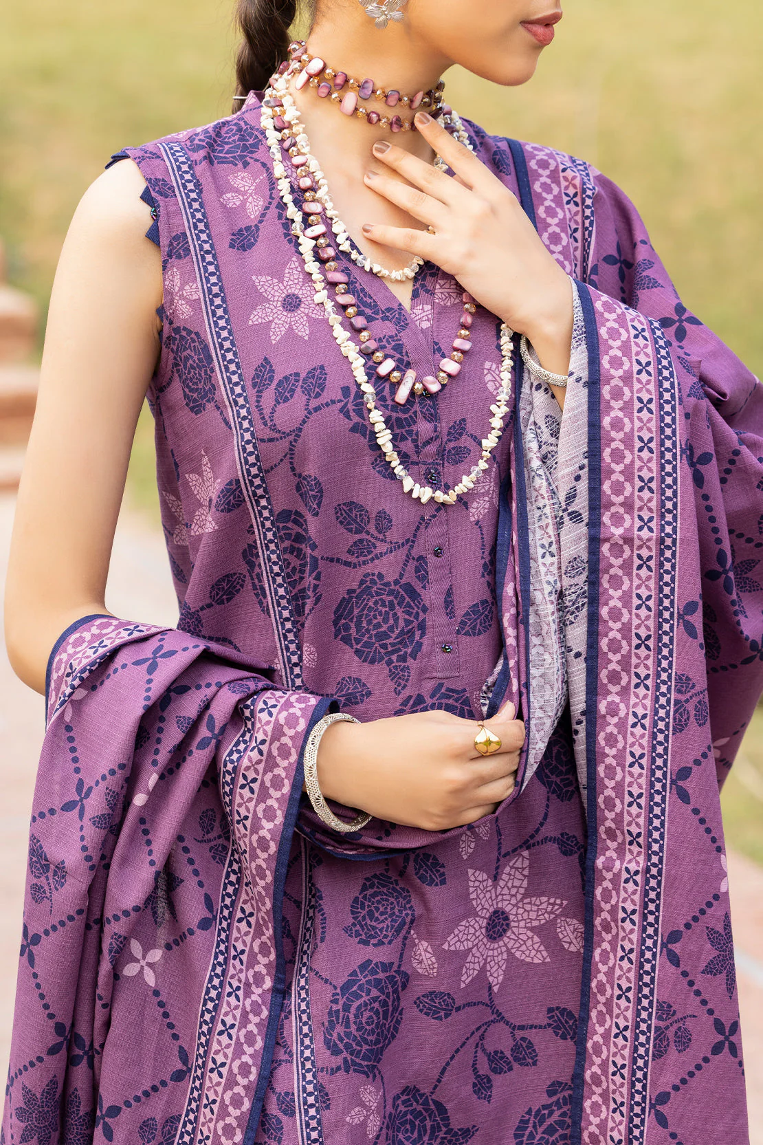 Unstitched Printed 3 Piece – in Lawn & Khaddar - Image 6