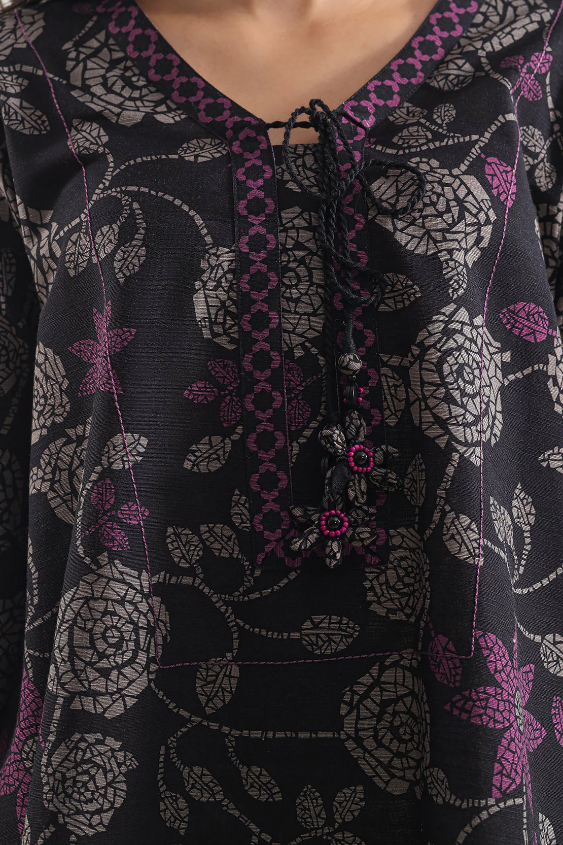 Unstitched Printed 3 Piece – in Lawn & Khaddar - Image 3