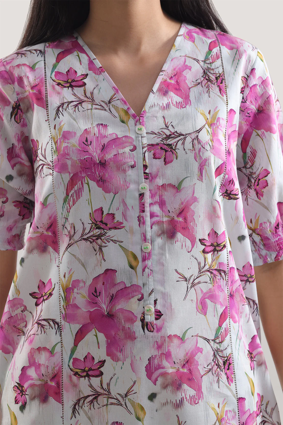 Unstitched Printed Arabic Lawn 3 Piece - Image 4