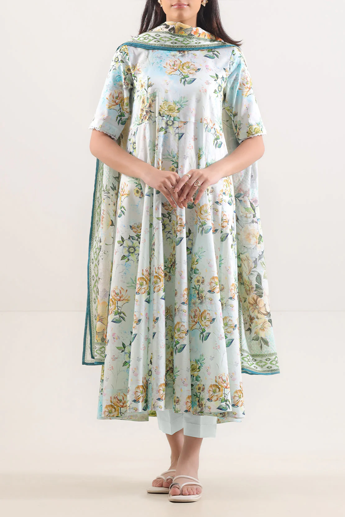 Unstitched Printed Arabic Lawn 3 Piece - Image 2