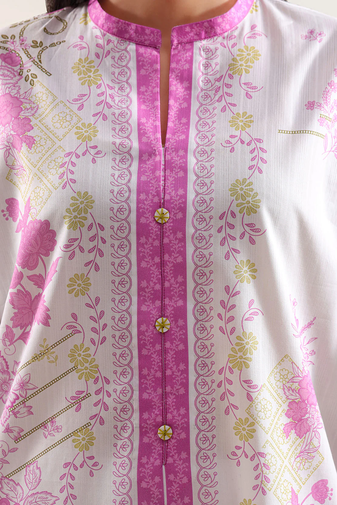 Unstitched Printed Arabic Lawn 3 Piece - Image 3