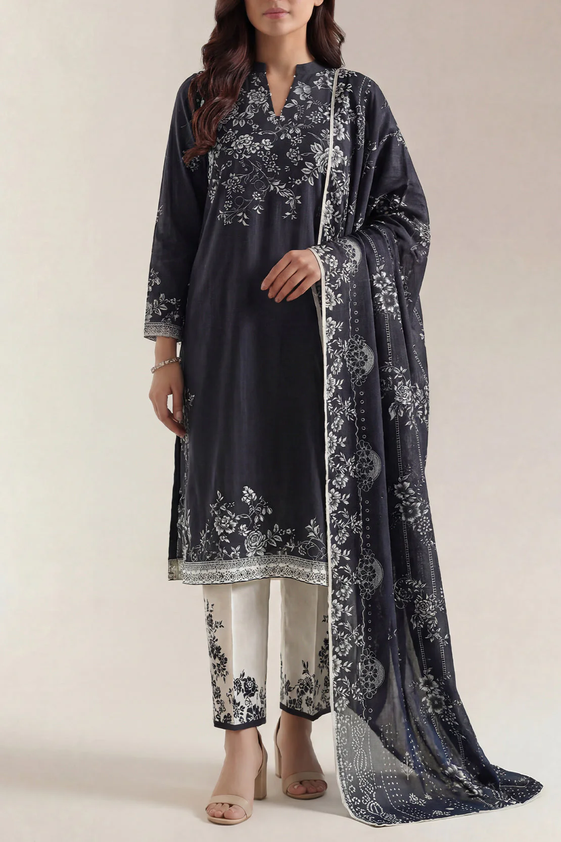 Unstitched Printed Arabic Lawn 3 Piece