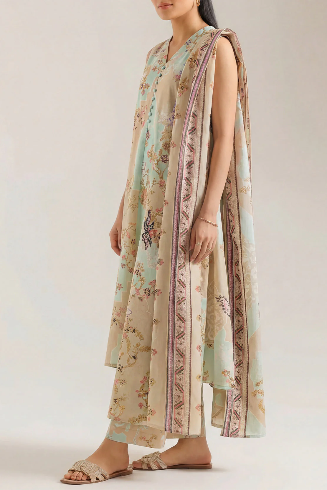 Unstitched Printed Arabic Lawn 3 Piece - Image 3
