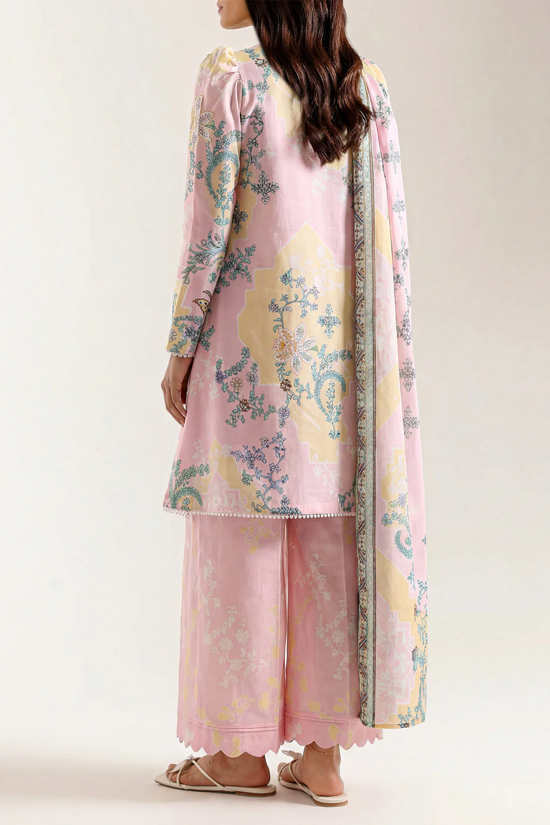 Unstitched Printed Arabic Lawn 3 Piece - Image 4