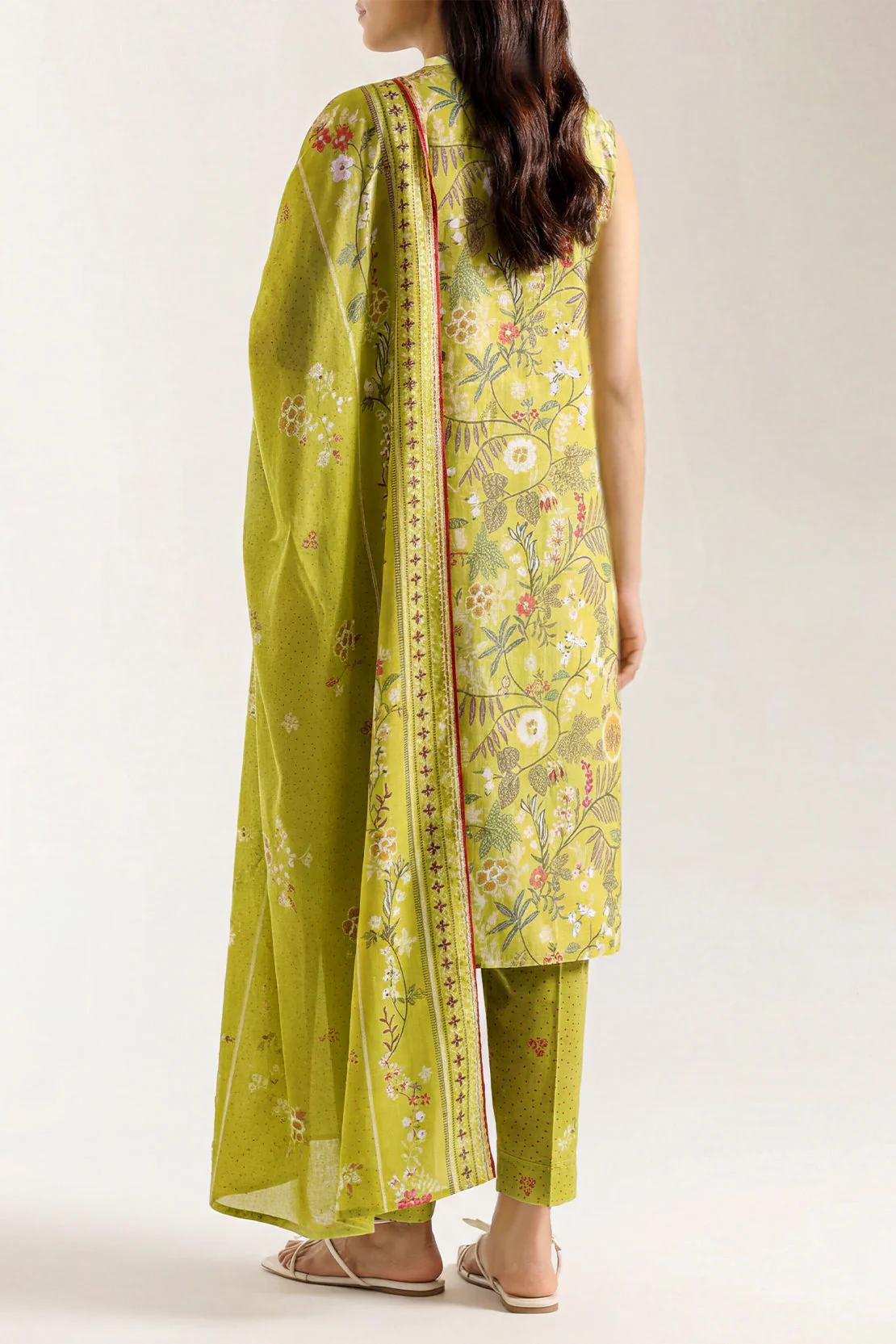 Unstitched Printed Arabic Lawn 3 Piece - Image 4