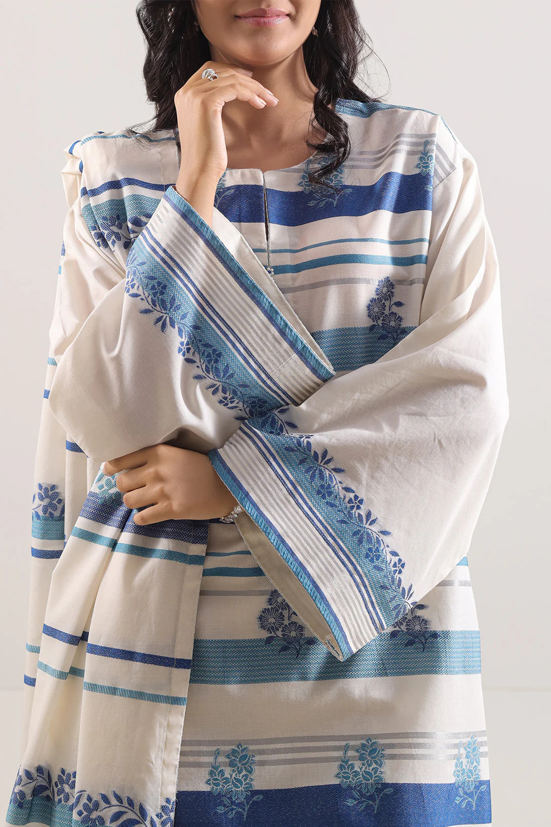 Unstitched Printed Cotton Jacquard 3 Piece - Image 2