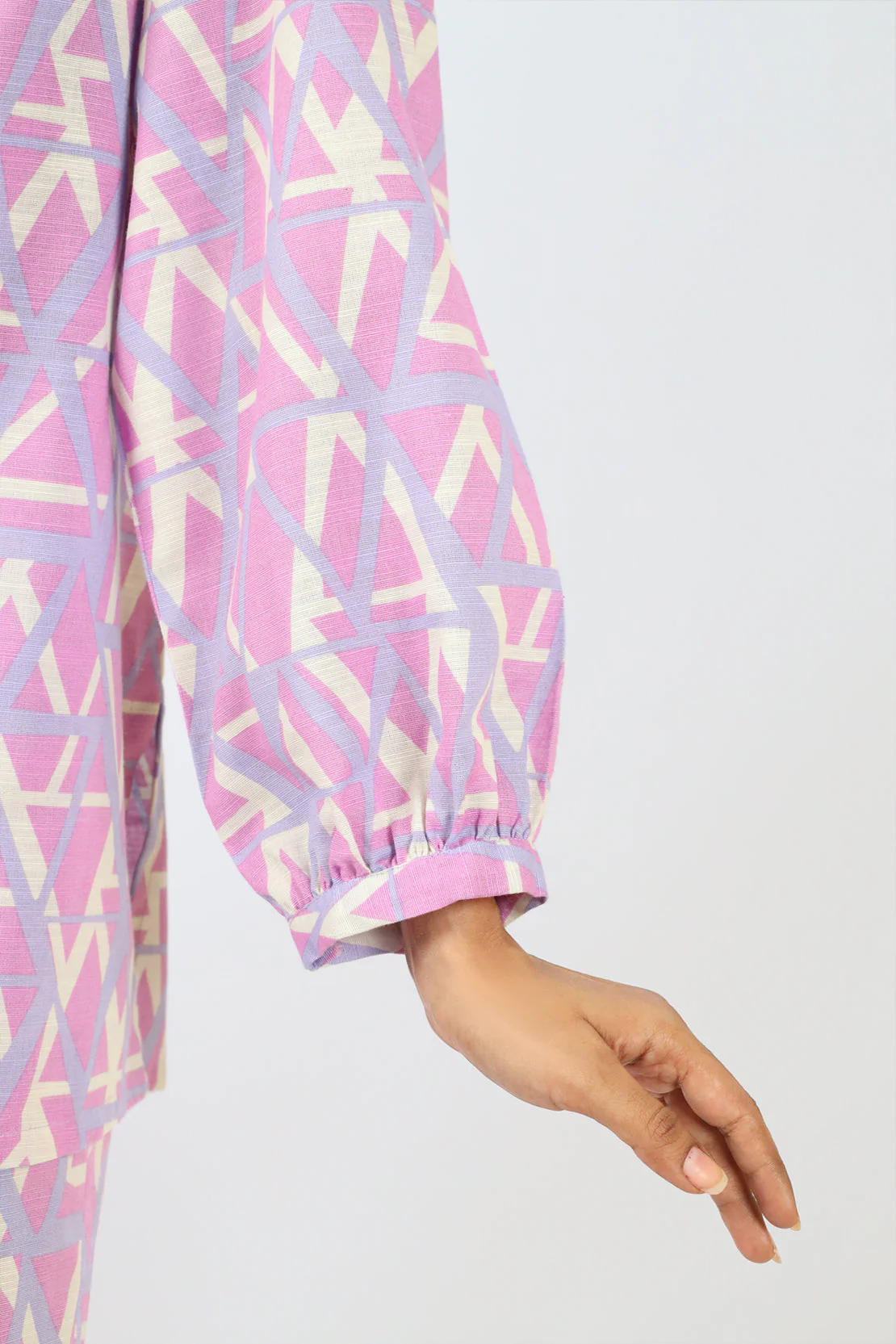 Unstitched Printed Cotton Khaddar 2 Piece (Shirt/Trouser) - Image 3