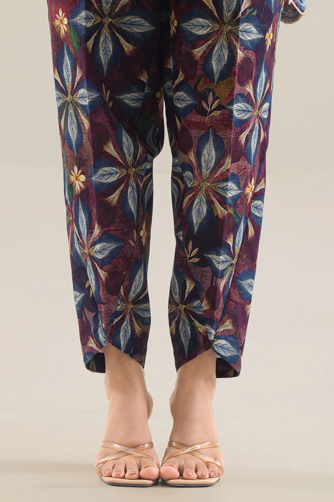 Unstitched Printed Cotton Khaddar 2 Piece (Shirt/Trouser) - Image 6