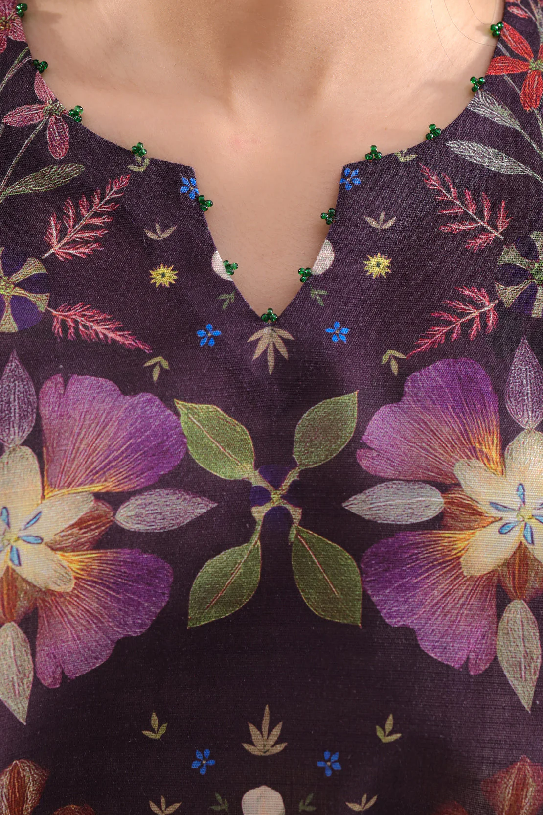Unstitched Printed Cotton Khaddar 2 Piece (Shirt/Trouser) - Image 3