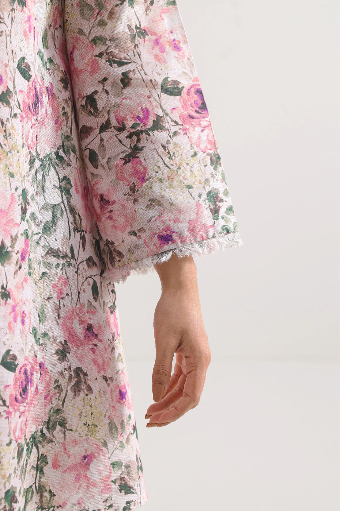 Unstitched Printed Cotton Khaddar 2 Piece (Shirt/Trouser) - Image 4