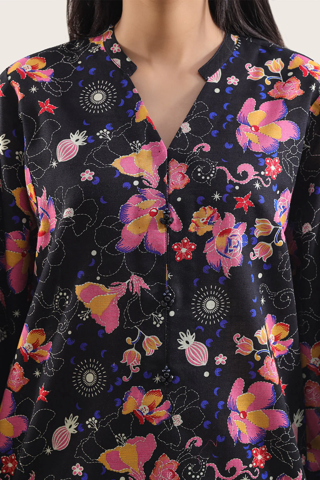 Unstitched Printed Cotton Khaddar 2 Piece (Shirt/Trouser) - Image 3