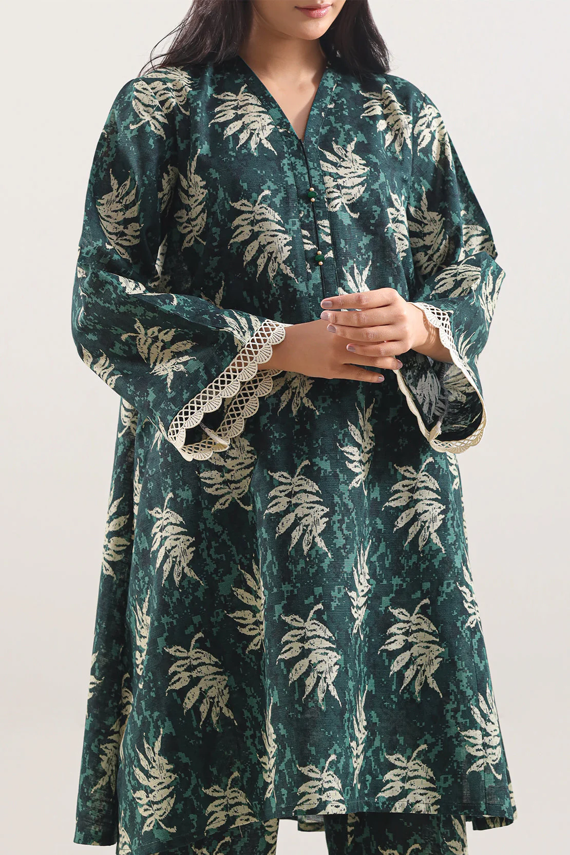 Unstitched Printed Cotton Khaddar 2 Piece (Shirt/Trouser) - Image 3