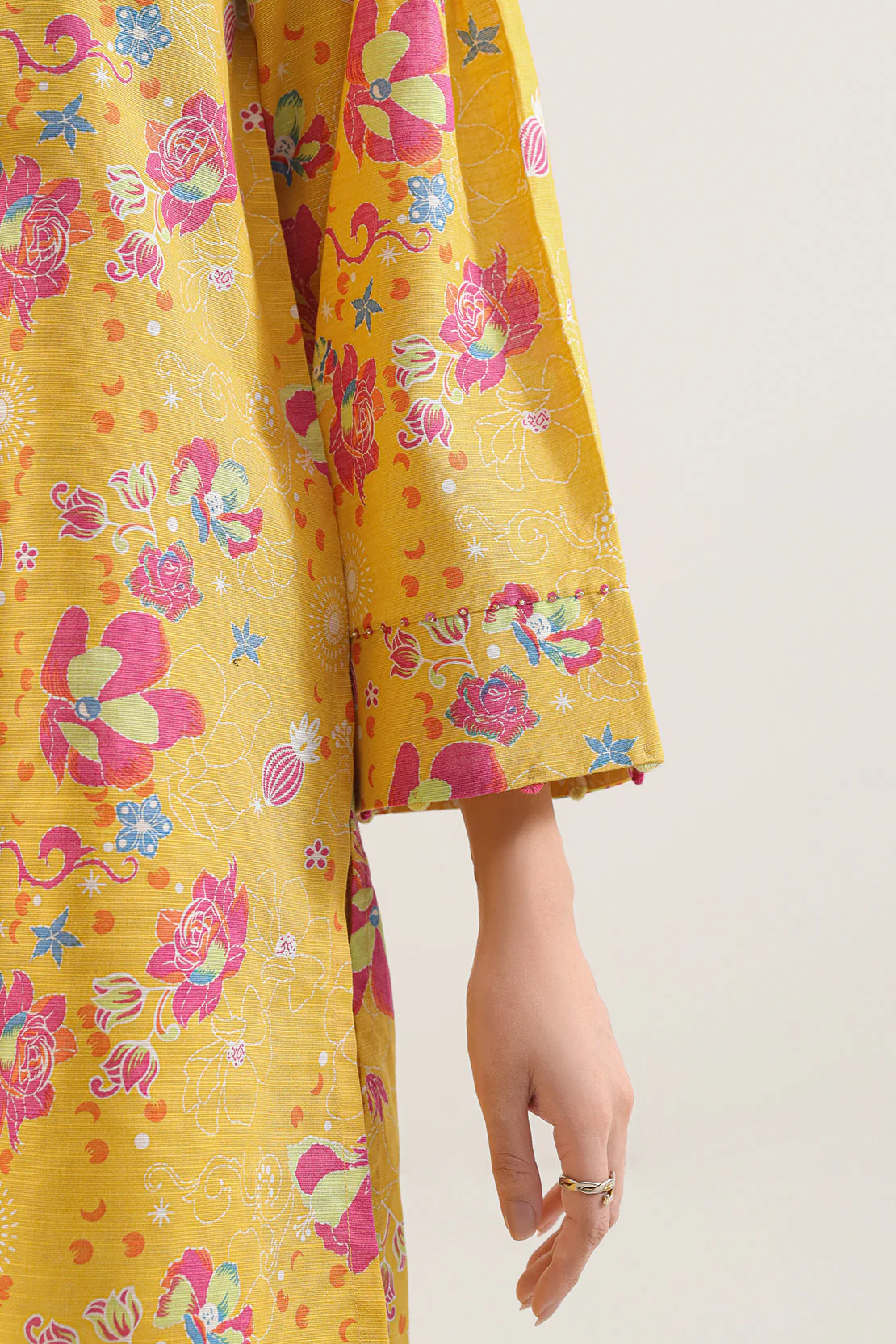 Unstitched Printed Cotton Khaddar 2 Piece (Shirt/Trouser) - Image 6