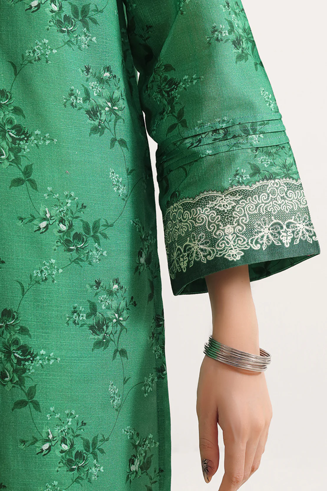 Unstitched Printed Warm Khaddar 3 Piece - Image 5