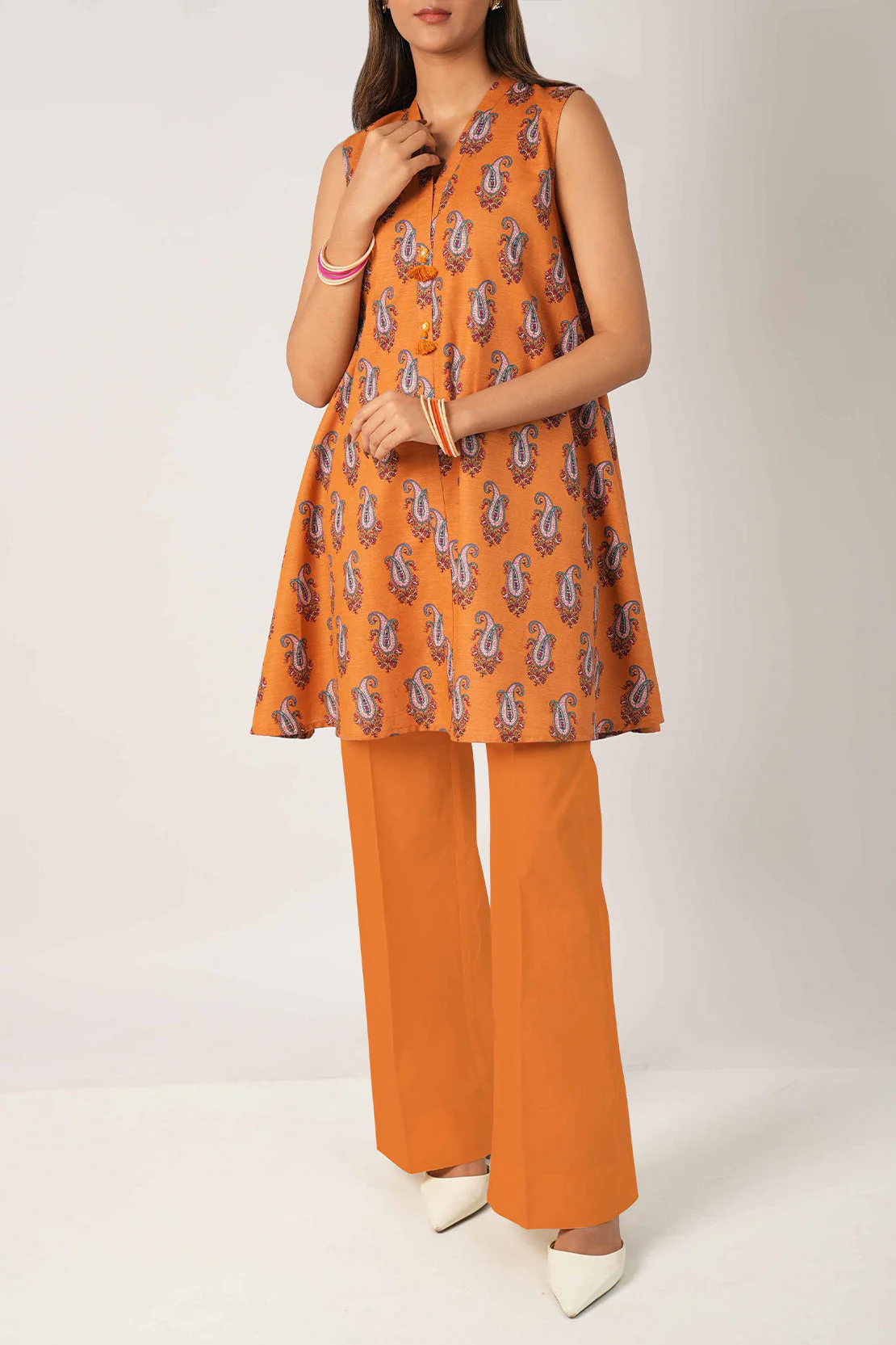 Unstitched Printed Cotton Khaddar 3 Piece - Image 6
